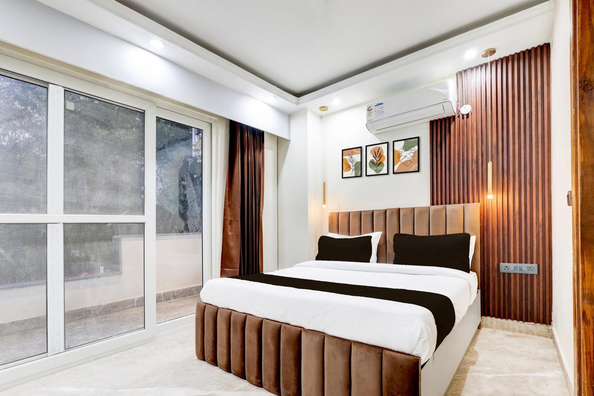 Super Hotel O Sector 43 구르가온 외부 사진